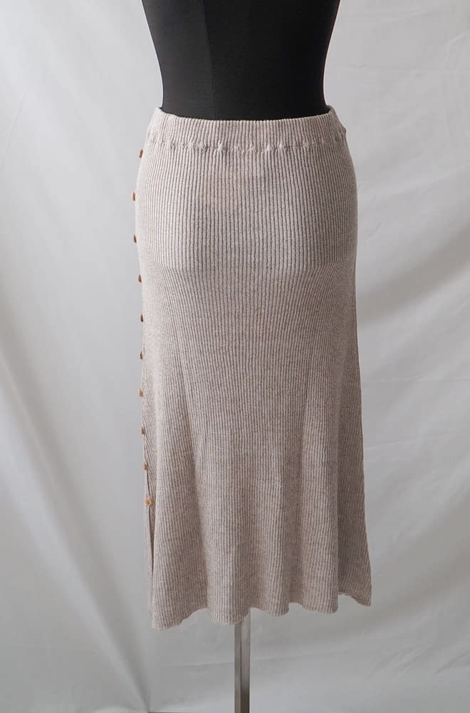 BASERANGE Loulou Skirt | chic edition